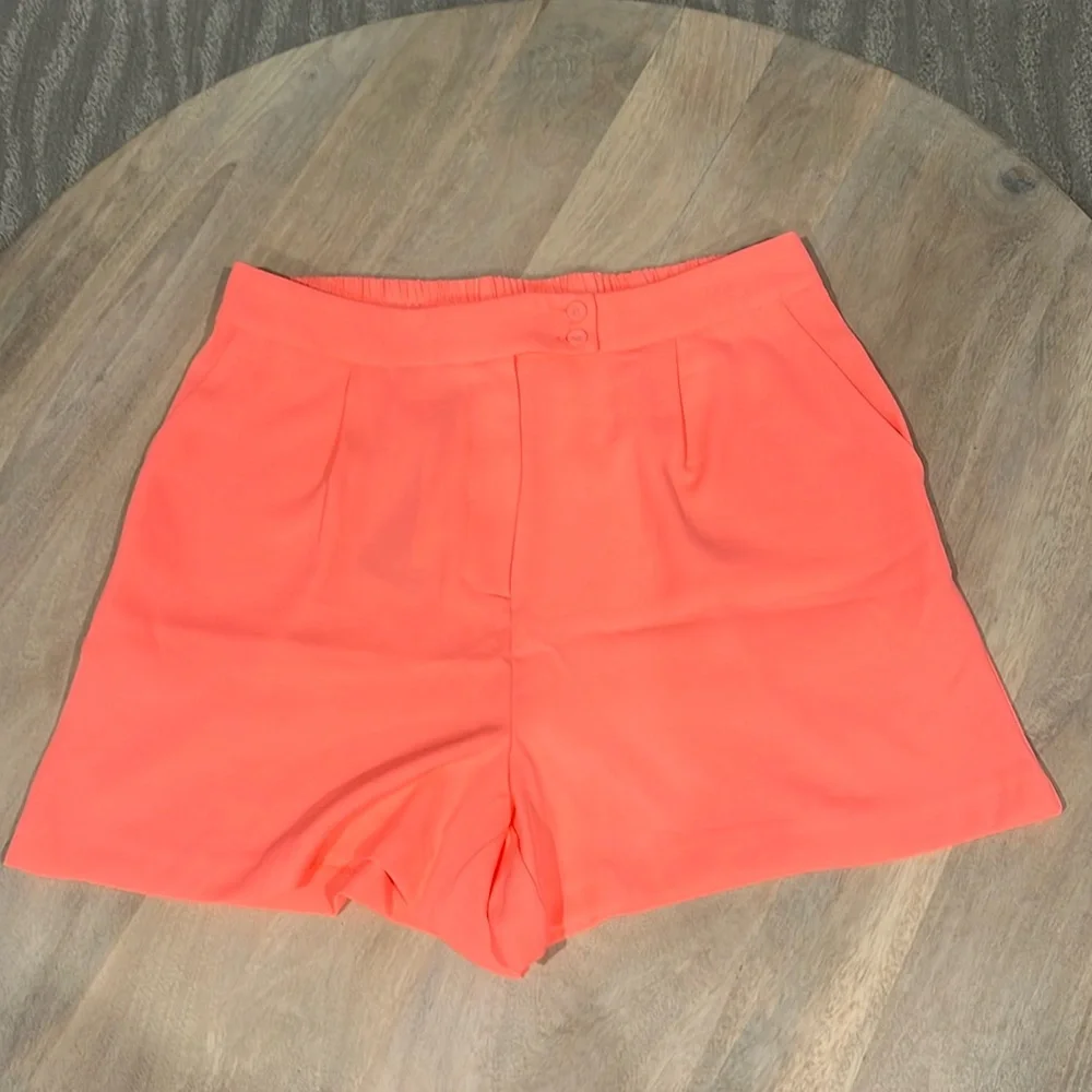 NWT Skies Are Blue High-Rise Neon Bright Coral Salmon Women’s Shorts